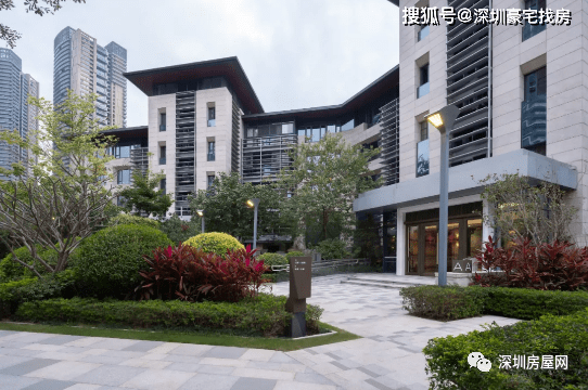 海景顶复 | 深圳海上世界双玺花园,空中别墅,上下三层,300平方花园看