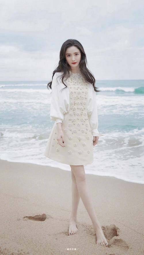 宋佳|娱乐圈中哪些女明星的穿搭比较时尚