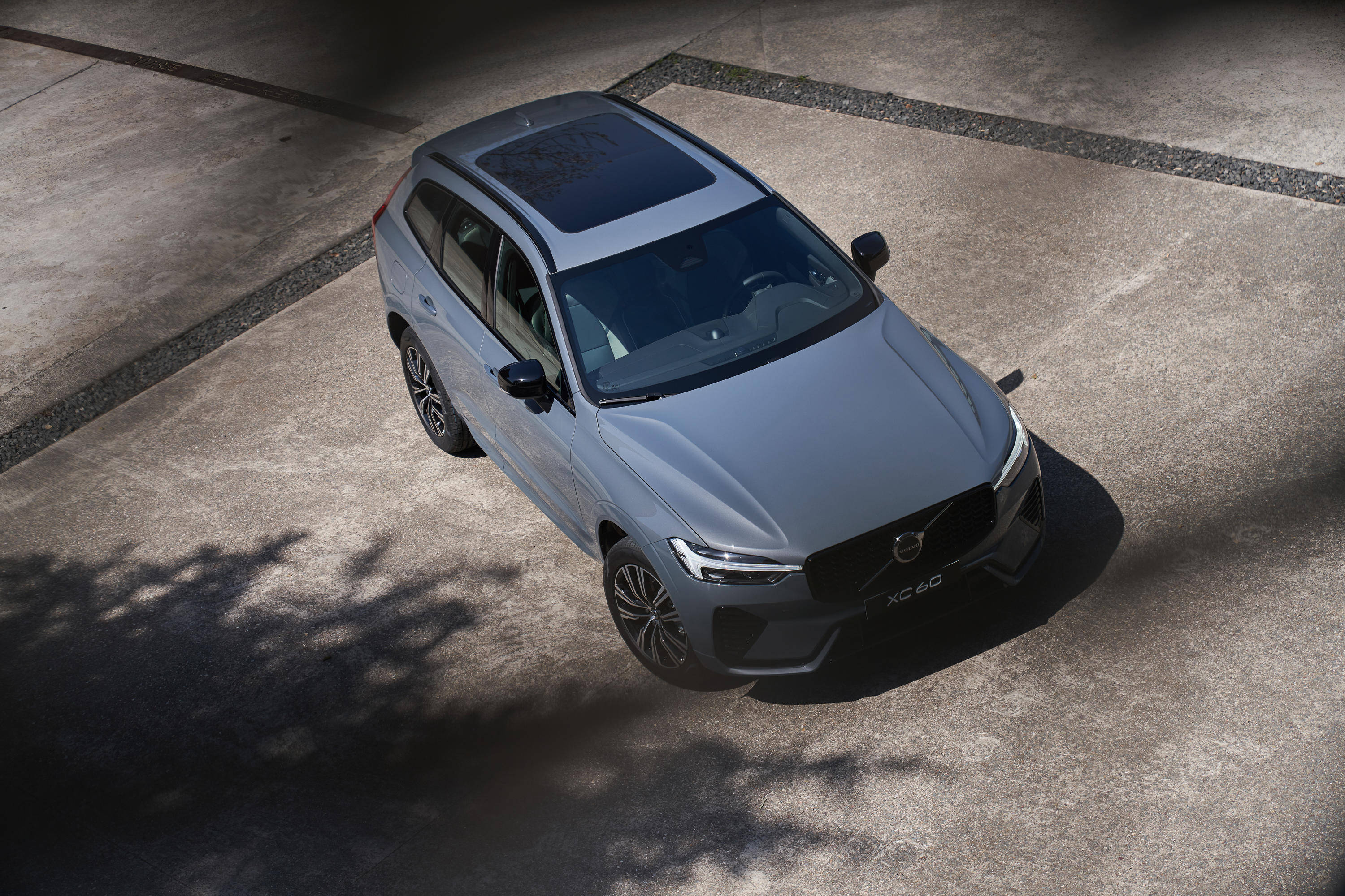 试驾沃尔沃新款xc60:那些安全以外的-汽车-中华快讯网