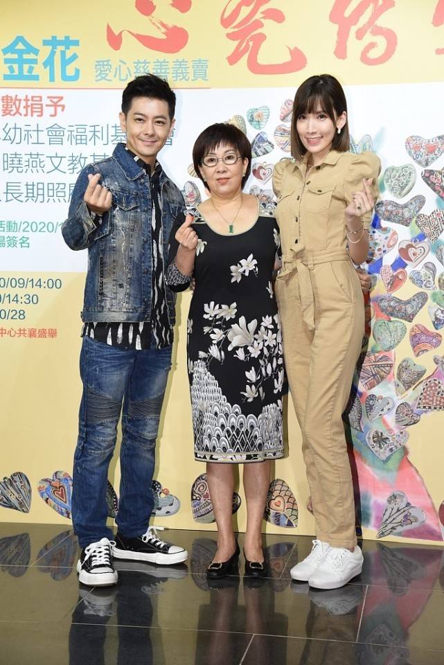 魅力|陈若仪的谦卑值得儿媳妇学习，与婆婆露腰真亲密，但脸蛋却显憔悴