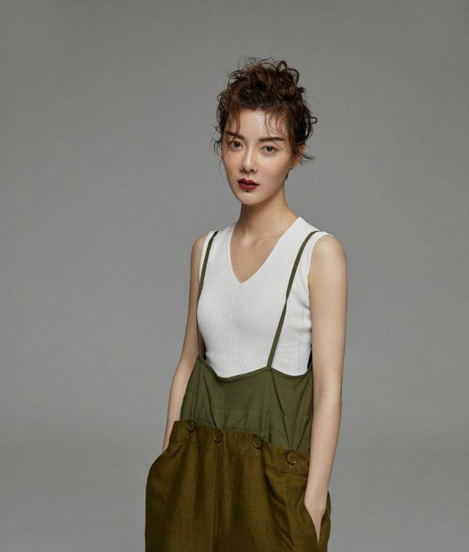 车晓真|车晓真的好瘦啊，穿紧身裙都看不到肉，女生看了太羡慕