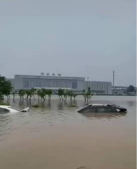 河南许昌洪水图片