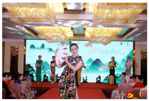 传播|王柏凯 传承旗袍文化 传播东方之美