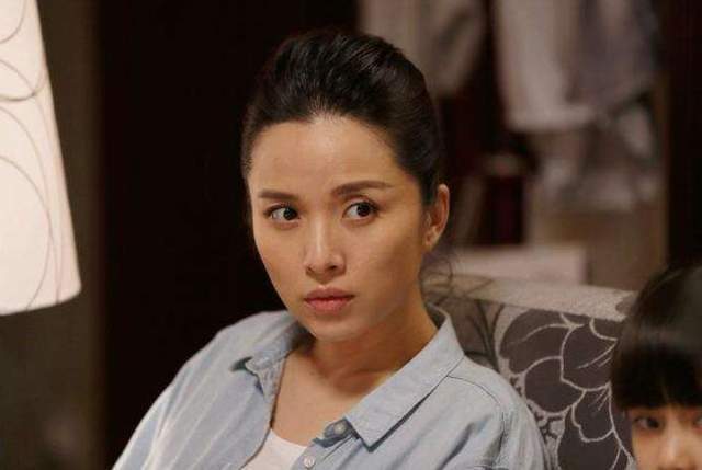 靳东妻子原来是她!虽然两人都是二婚,但是靳东却把她宠上天_李佳