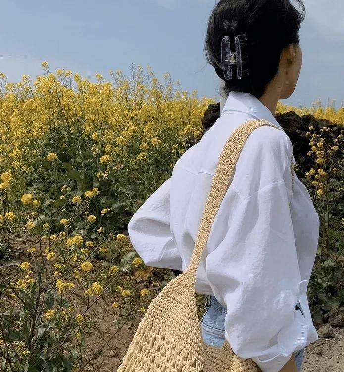 发型|女人别总扎“低马尾”，今年流行这3种发型，杨幂、迪丽热巴早安排了！