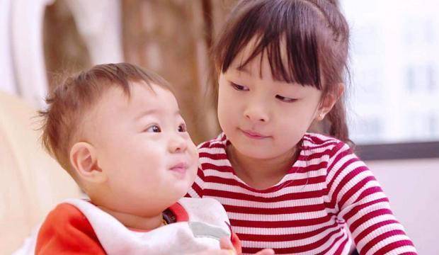 要求|有了弟妹，独立的大宝出现了黏人操作？别上火，真相和妙招都来了