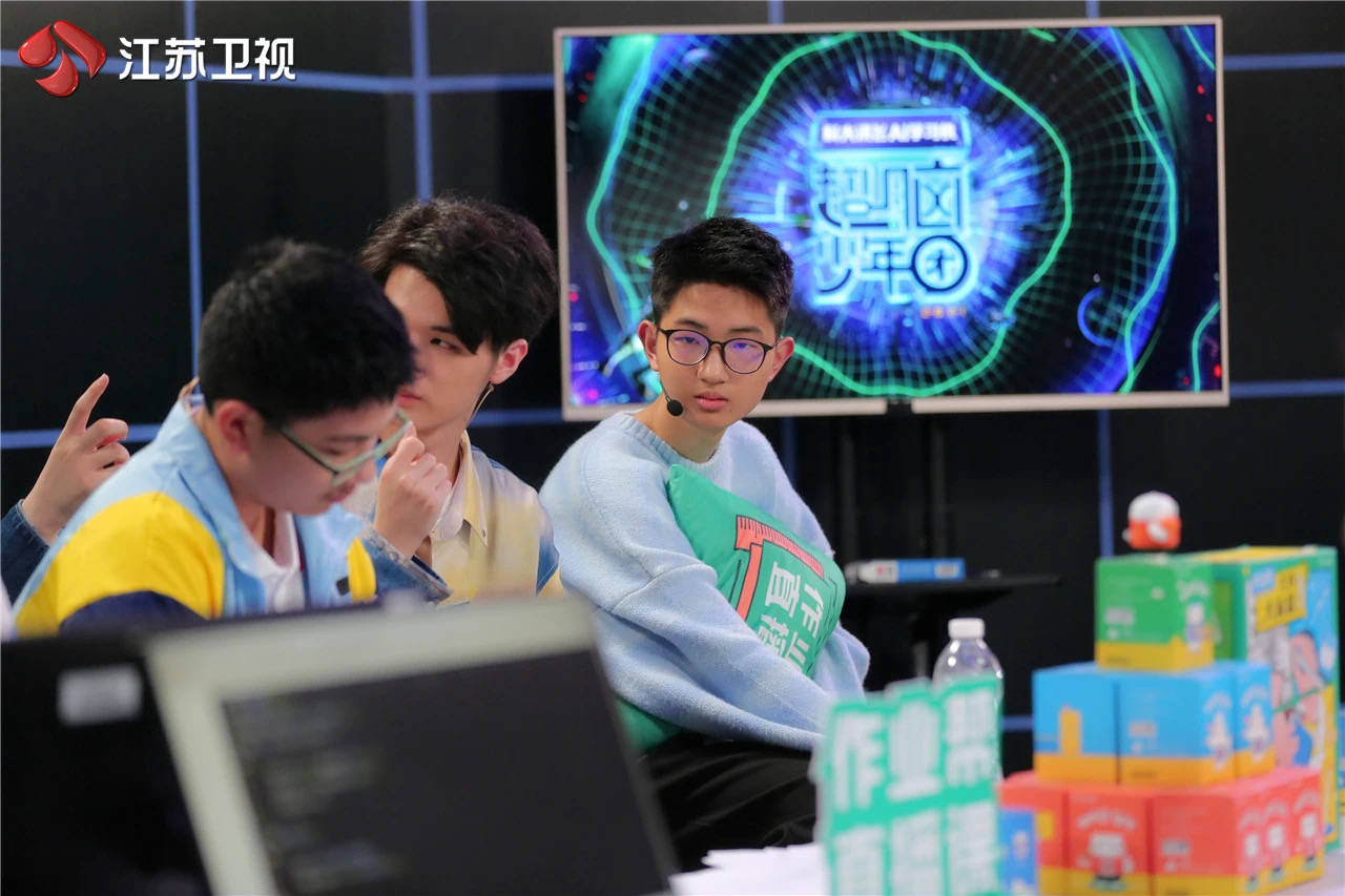 《超脑少年团》:编程天赋诚可贵,少年意气价更高