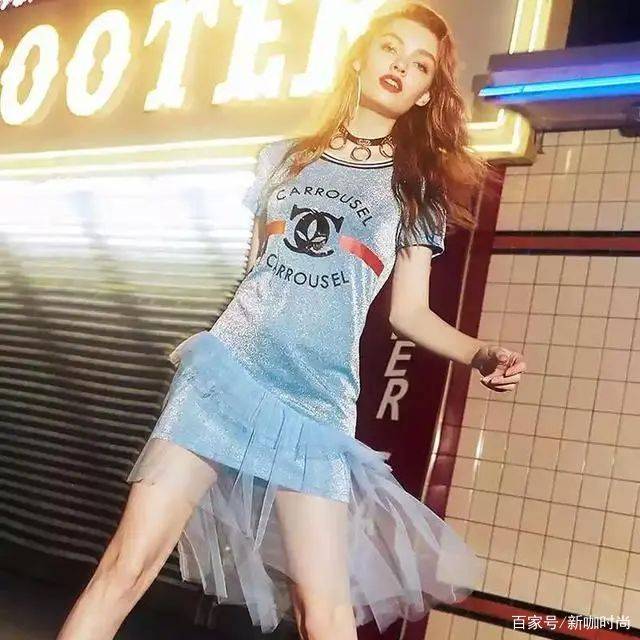 心坎|柳岩真是人间会穿，一袭深V亮片裙闪耀迷人，S型曲线撩到心坎上