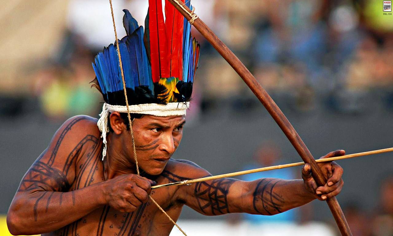 每年到了玉米可以丰收的季节,印第安人会举办祭典仪式,寄予对于丰收的