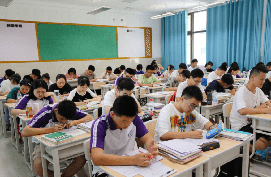 初中班主任调座时的"套路",看上去比较公平,其实"内藏玄机"