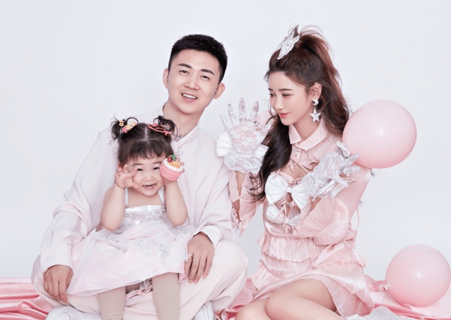 活动|网红浩南紧急开播，澄清“活动现场挨打”事件，态度发生明显改变！