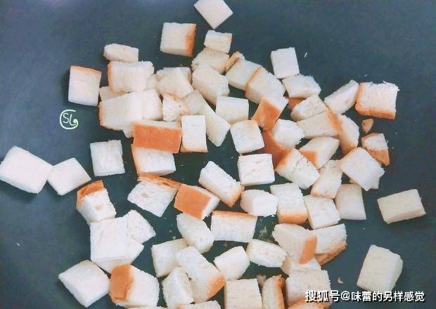 做法|这个零食，不用油炸，不用烤，香甜酥脆，孩子一口一个吃不停