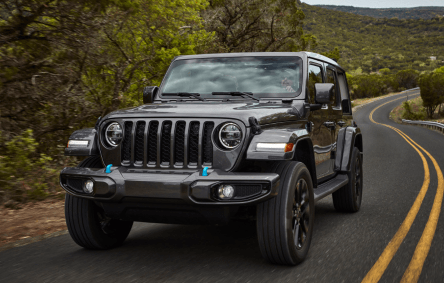 4l/100km,不过,牧马人的这套插混,还是从之前的那个2.