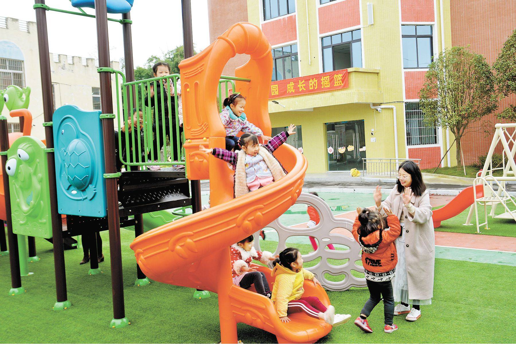 能力|公立幼儿园和私立有何不同？公立的好处，会在小学2年级爆发