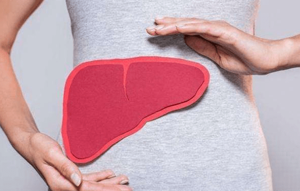 毒素|排尿时发现这4个“蹊跷”,可能是肝脏发出的求救信号,别忽视