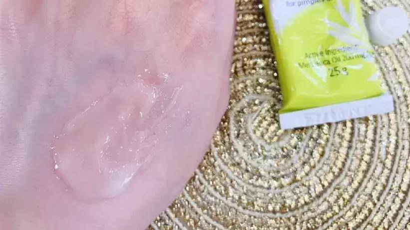 急救|闷热的夏日，这些痘痘急救好物，让你清爽戴口罩！