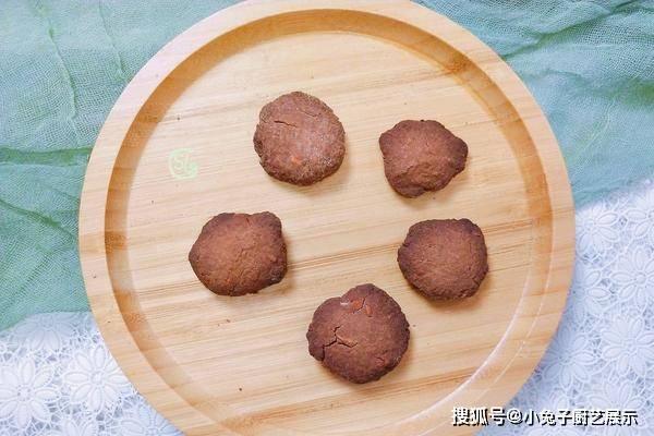 做法|巧克力中加一碗面粉,没想到那么好吃,吃一次就念念不忘