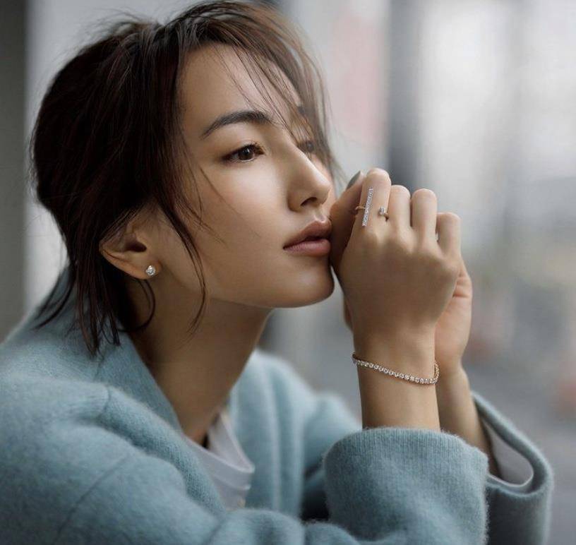形象|对新年的期待,正如对明媚春光的眷恋,这些美好搭配营造春日感