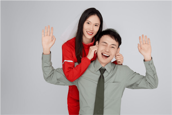 身材|朱雪莹赢得冠军太厉害！和军人男友合照曝光太般配，涂红唇好美艳