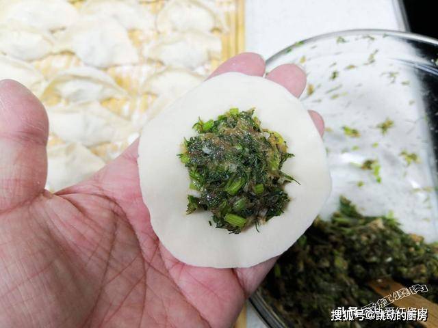 餃子餡怎樣才能更香冬至的餃子還是最饞這茴香餡兒咋吃也不膩