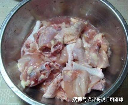 如何炖羊排好吃又简单 52d740691c814775a76746586215449e.jpeg