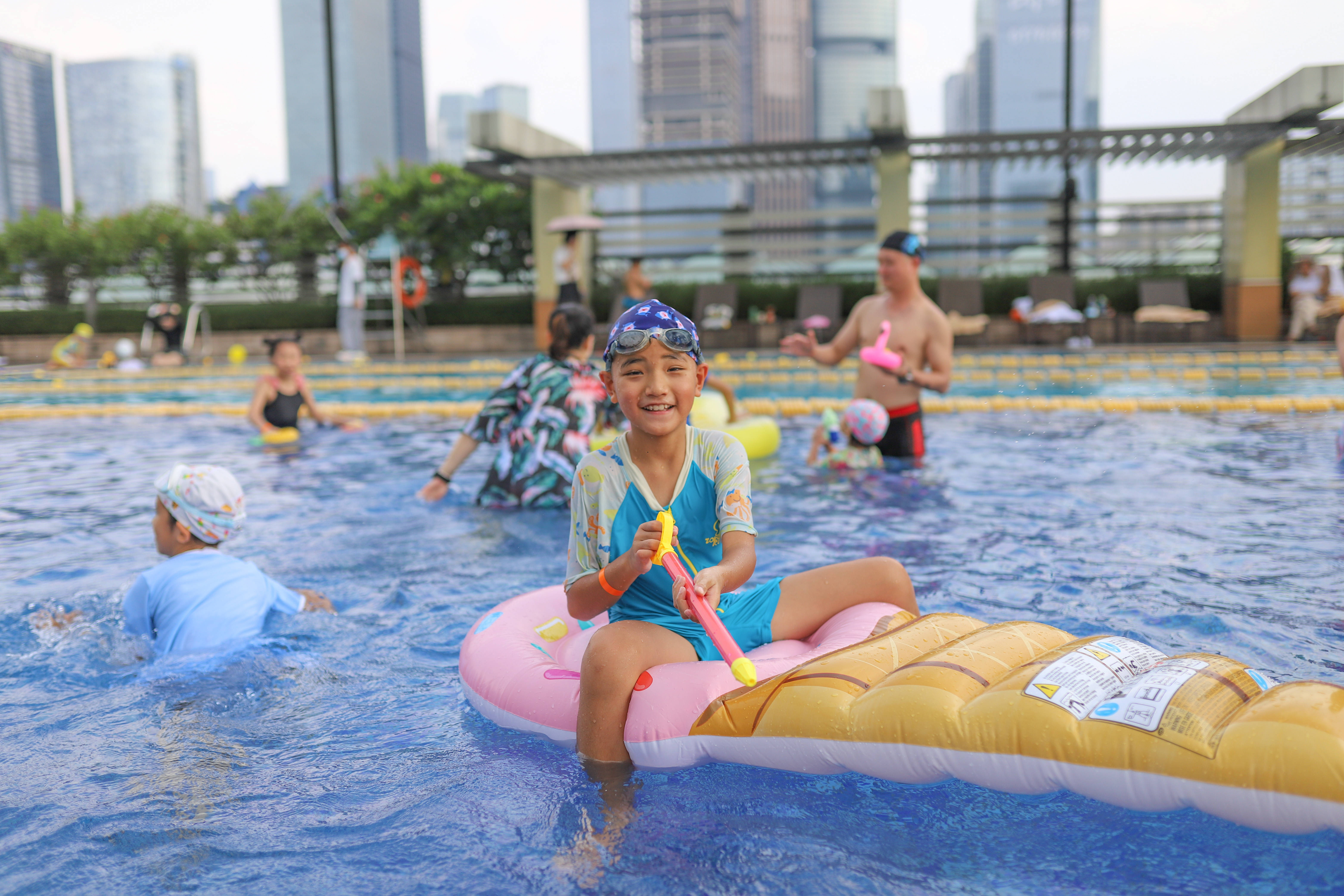 曼谷最佳泳池派对趴推荐：SO Pool Party和Westin Pool Party。 | 泰趣味