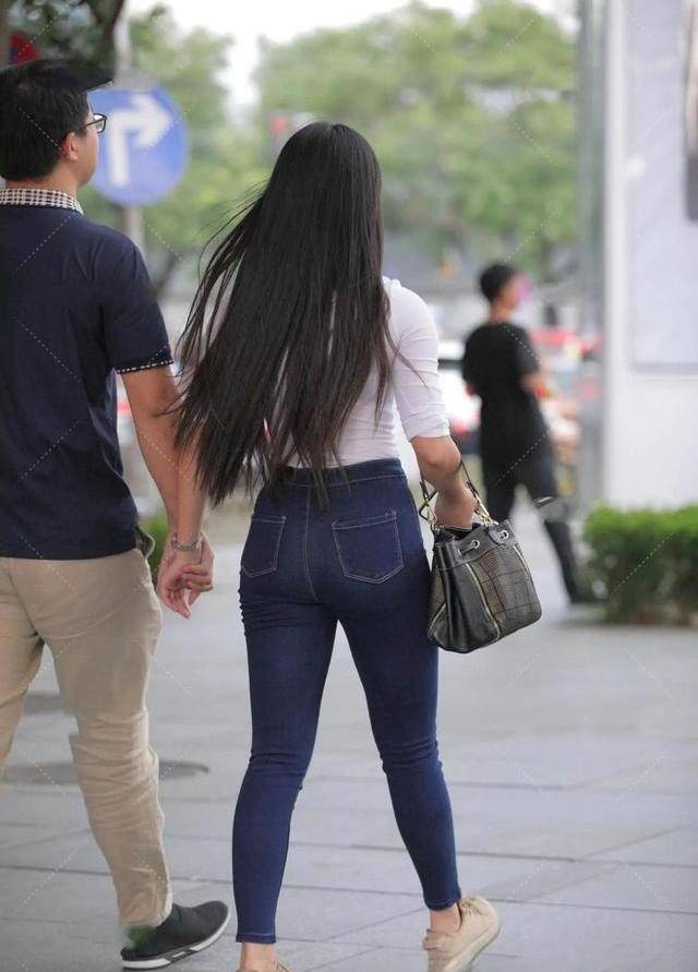 个性|穿着带有美个性的连衣裙让你光彩照人，舒适又有气质，清爽又舒适