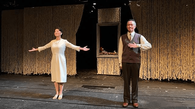 李幼斌|李幼斌与老婆罕见同框,一个沧桑一个精致,差13岁看着也登对