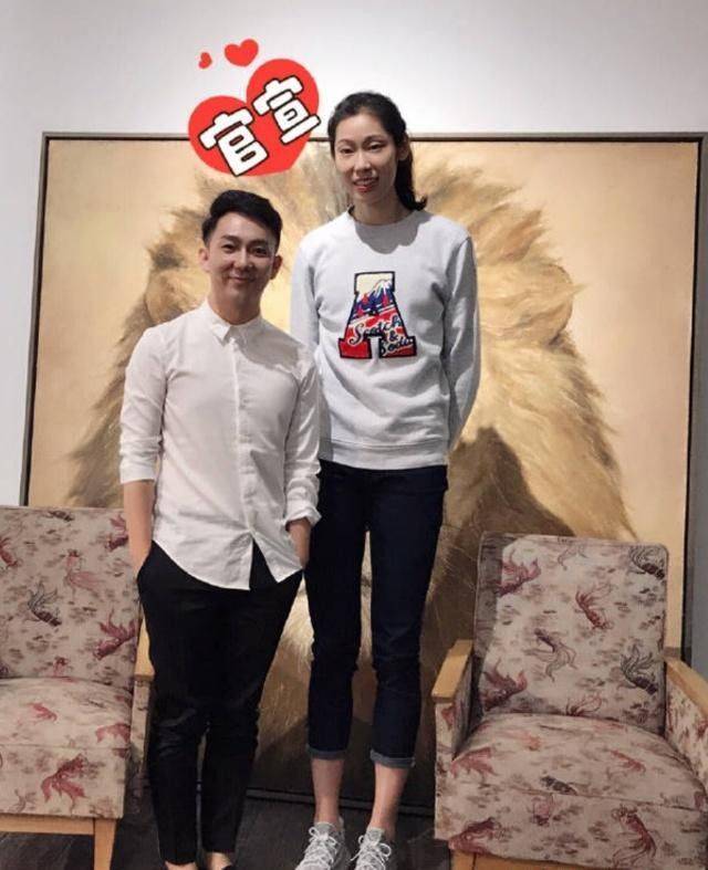 中性|女排队长朱婷看着就很坚毅，五官俊朗很中性，穿运动服太帅气了