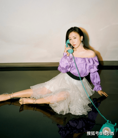 女神|毛俊杰不愧是“尤物女神”，穿亮片连衣裙胸前挖个洞，气质太惊艳
