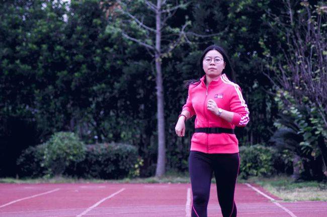 心脏|"三伏天"在晨跑的人很兴奋,但也很容易危险!!