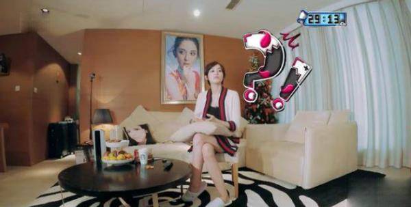 设计|古力娜扎的豪宅曝光，电视直接丢在地上，在家刺绣的样子太美了