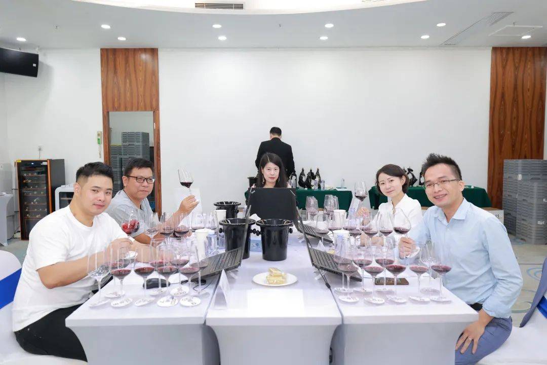 体系|现场直击|第15届G100国际葡萄酒及烈酒评选赛正式开赛