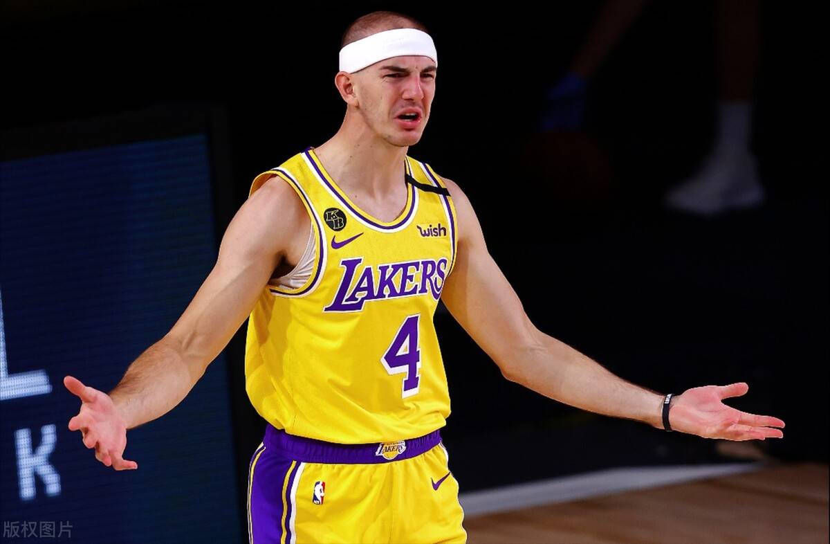 原创保罗小卡跳出合同湖人抢fmvp勇士双喜临门卡鲁索塔克将离队