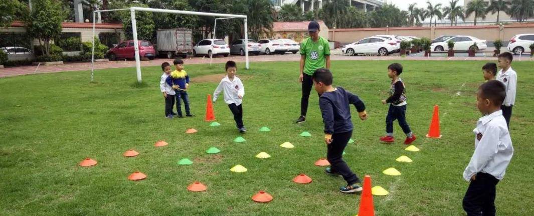 厕所|幼儿园冷暴力,孩子默默承受,家长还以为孩子过得开心