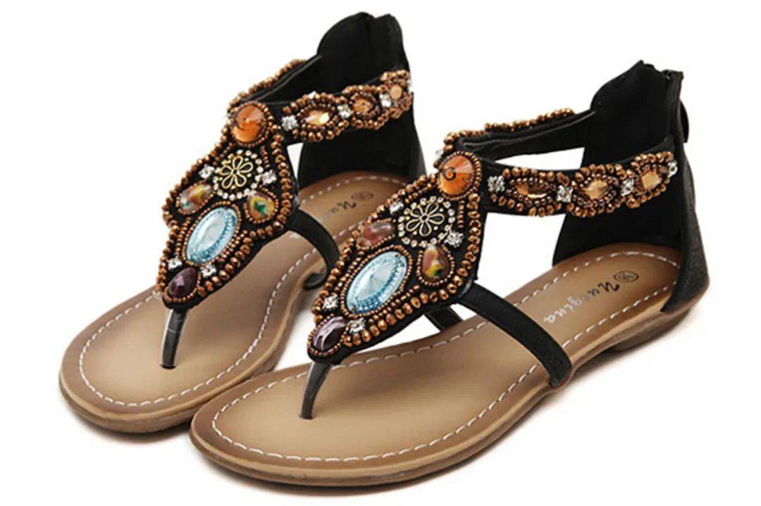 in|【语斋.翻译】凉鞋可不是cool shoes,买鞋时别说错哦