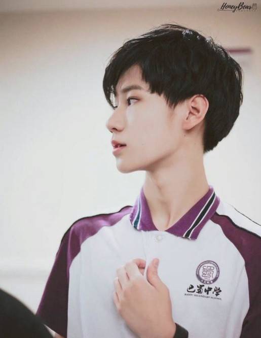 也希望参加今年考试的张真源,马嘉祺和丁程鑫,能够考上他们想去的学校