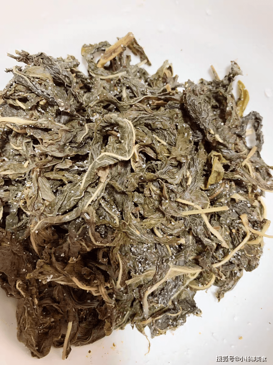 怎样晒干芝麻叶好吃 57ec493c19f54d9a90d1a0eac7b4f45b.png