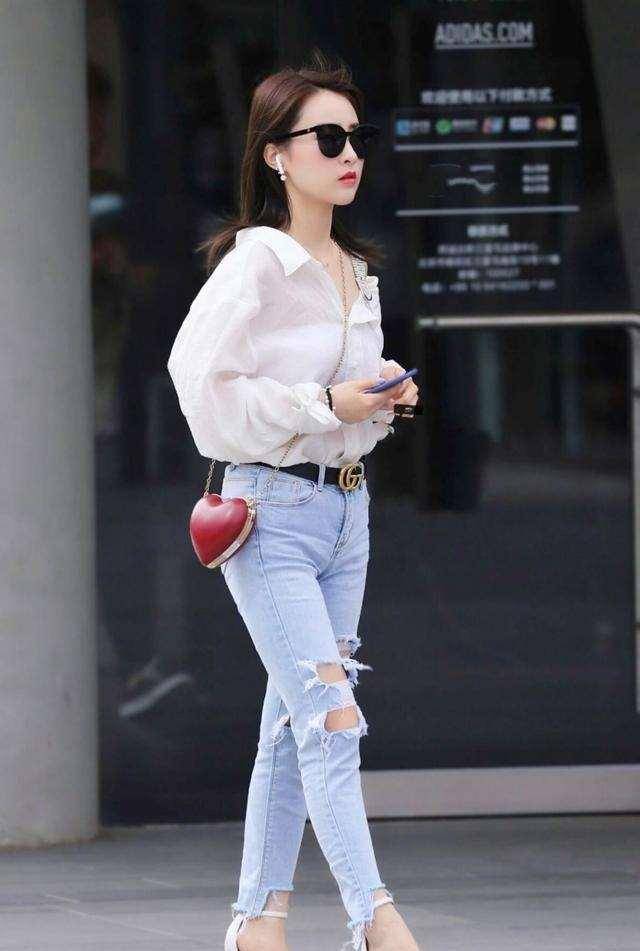 女神|简单方便的瑜伽裤穿出女神气质,带来率性高挑的感觉,简单纯净