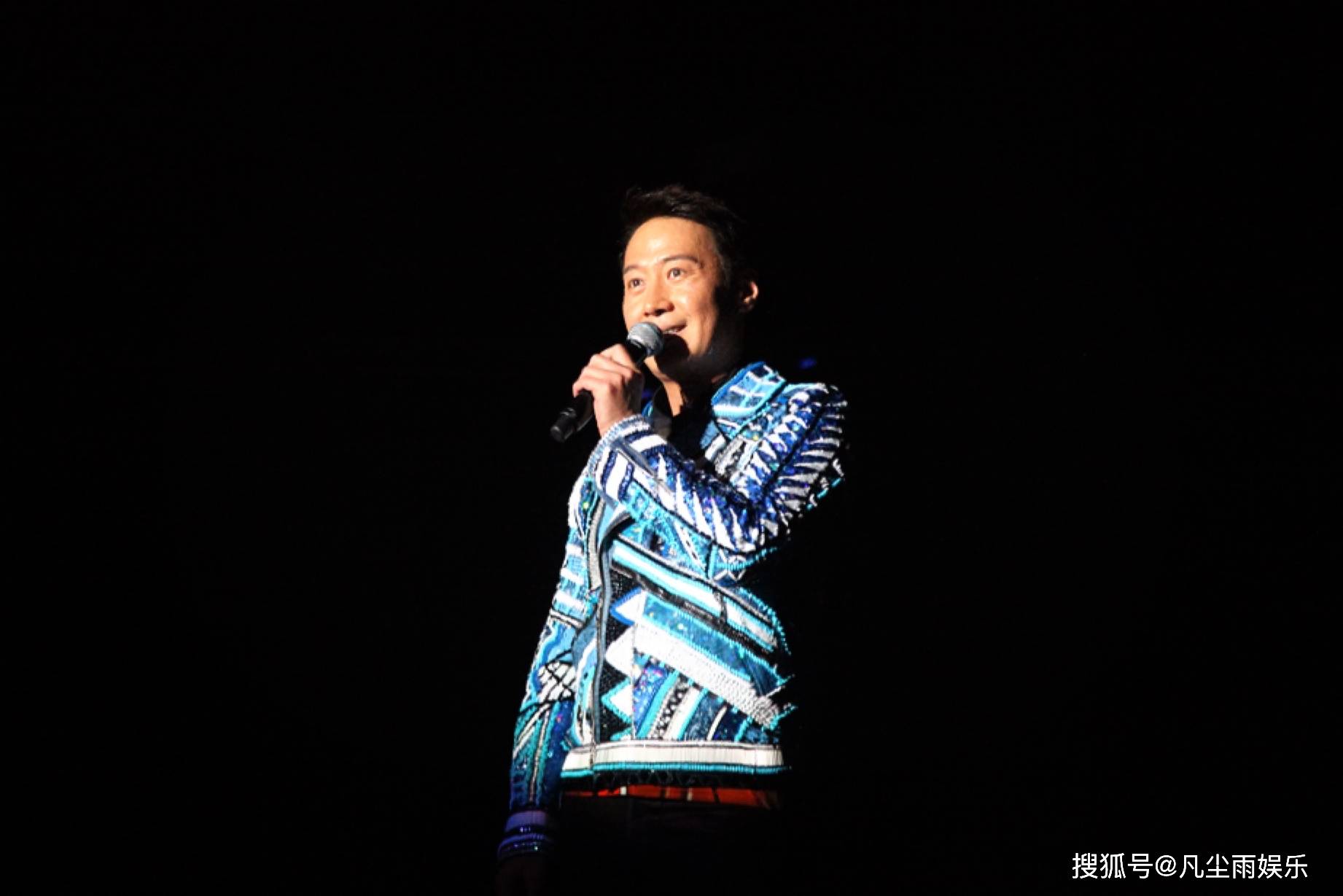 四大天王不如流量明星黎明请辱华艺人做嘉宾演唱会被网友抵制