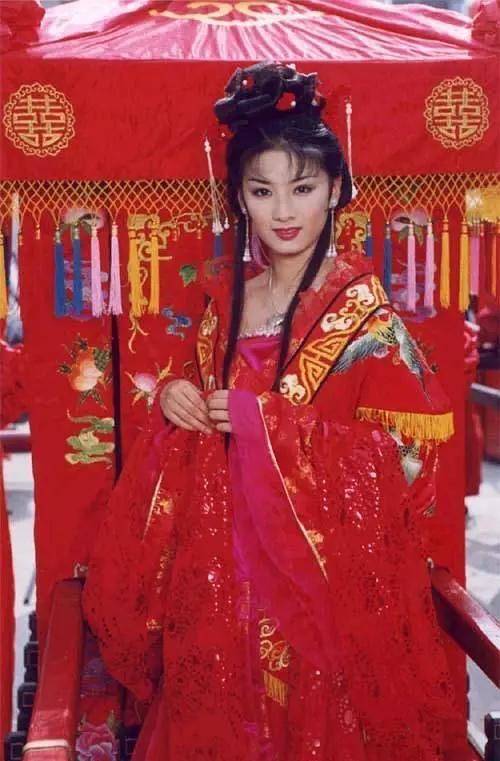 袁冰妍|袁冰妍郑业成新剧再聚首,翻拍自经典武侠,《山河令》的他也来了