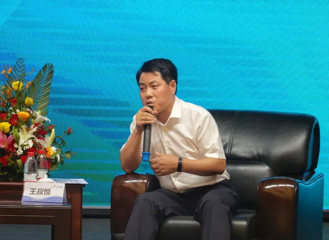 超级碧业生丨区域总裁说:少年当自强_碧桂园