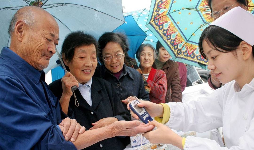 水果|四个习惯，是糖尿病“加速器”，若你都不占，血糖或不敢放肆