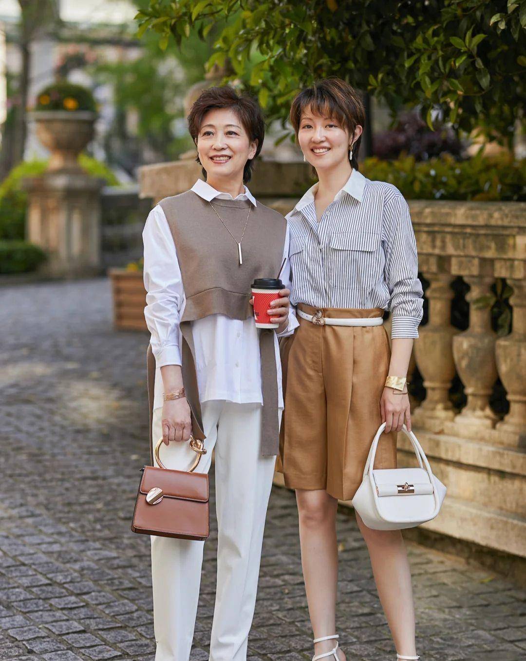 材质|女人过了60岁，少穿露腿装，阔腿裤+平底鞋，优雅时髦才更好看