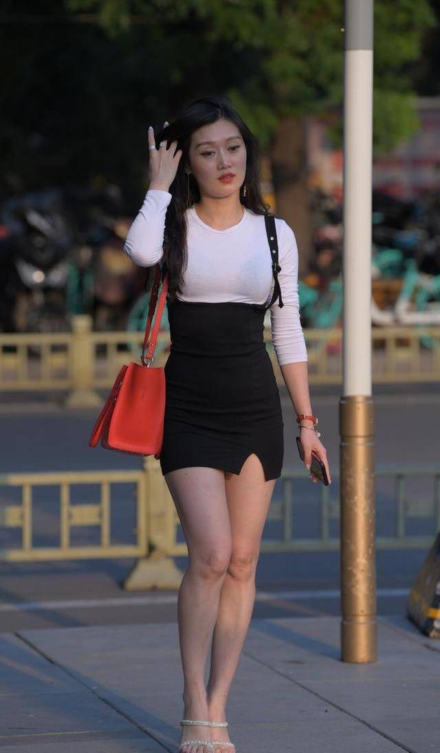 身材|黑色长裙风格,提升气质，在夏天绽放高级美