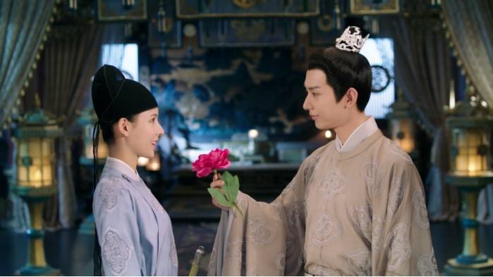 张予曦|《梦醒长安》改名《与君歌》定档8月8日，对成毅张予曦期待满满！