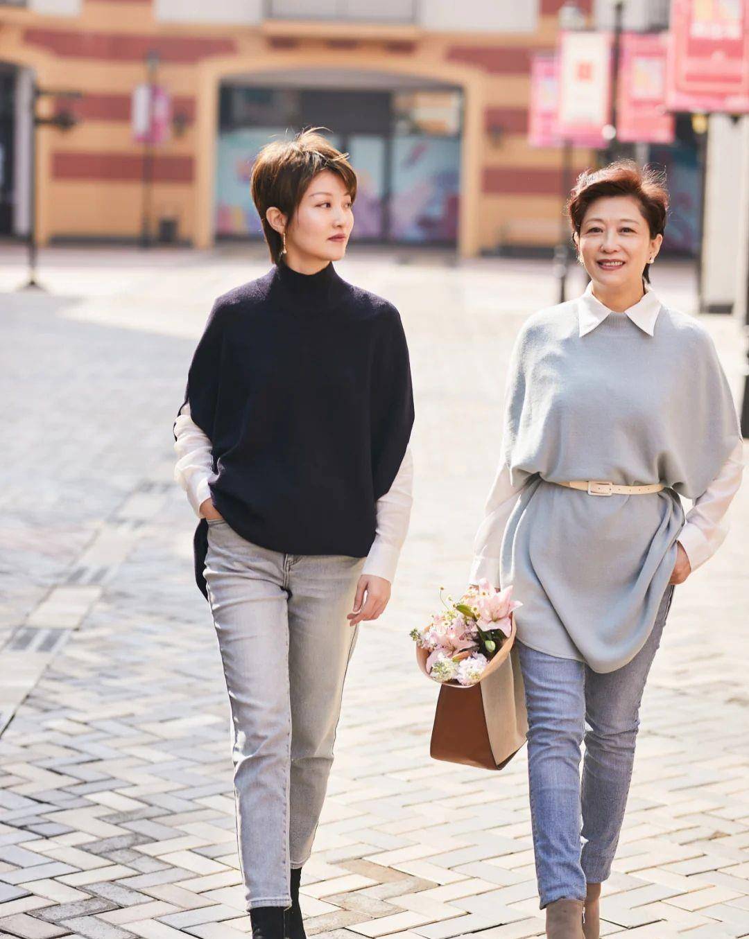 材质|女人过了60岁，少穿露腿装，阔腿裤+平底鞋，优雅时髦才更好看