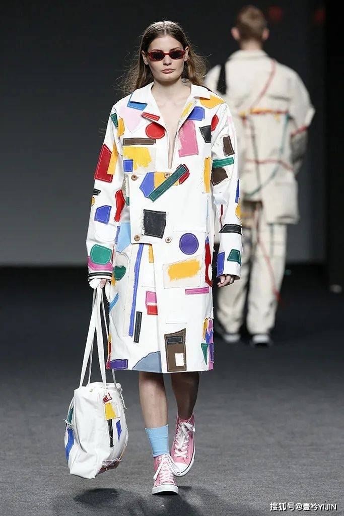 品牌|这年头，连狗都要做个时尚圈的「局外人」