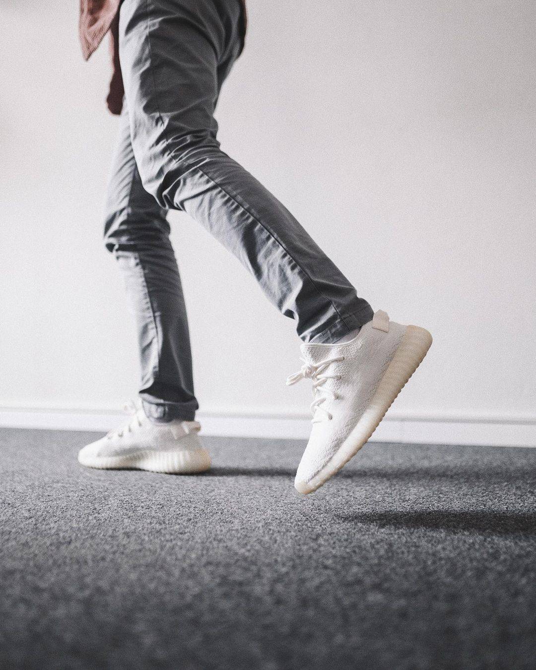 入手|阿迪真把 Yeezy 价格打下来了！满天星跌了一万多！销量全线暴涨！