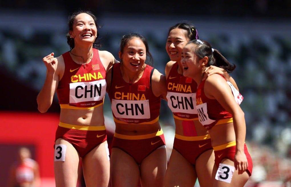 黄瑰芬|时隔21年！中国女子4X100米，拿到奥运第6！4名女飞人，干得漂亮